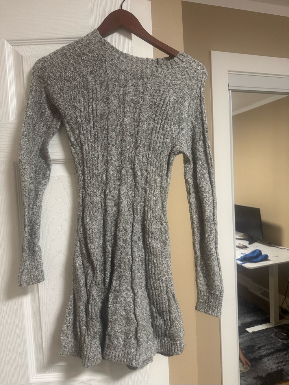 Hollister Gray Cable-Knit Long Sleeve Sweater Dress